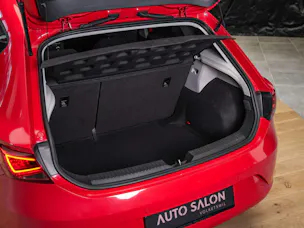 SEAT Leon 1.6 TDI Style *CH Auto*Sitzheizung*LED Scheinwerfer*