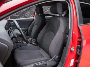 SEAT Leon 1.6 TDI Style *CH Auto*Sitzheizung*LED Scheinwerfer*