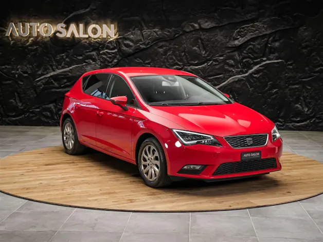 SEAT Leon 1.6 TDI Style *CH Auto*Sitzheizung*LED Scheinwerfer*