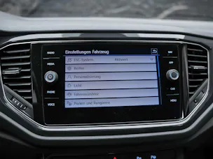 VW T-Roc 2.0 TSI Sport DSG 4Motion *Abstandsregler*Sitzheizung*Lenkradheizung*