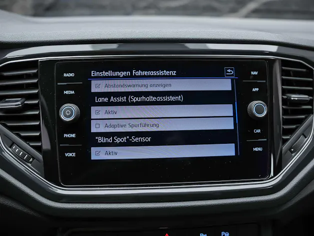 VW T-Roc 2.0 TSI Sport DSG 4Motion *Abstandsregler*Sitzheizung*Lenkradheizung*