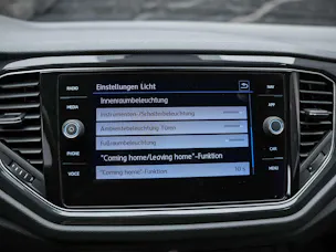 VW T-Roc 2.0 TSI Sport DSG 4Motion *Abstandsregler*Sitzheizung*Lenkradheizung*