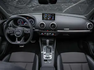 Audi A3 Sportback 1.5 S-Line TFSI S-tronic *CH Auto*Abstandsregler*Panorama*