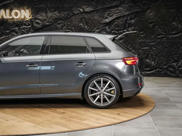 Audi A3 Sportback 1.5 S-Line TFSI S-tronic *CH Auto*Abstandsregler*Panorama*
