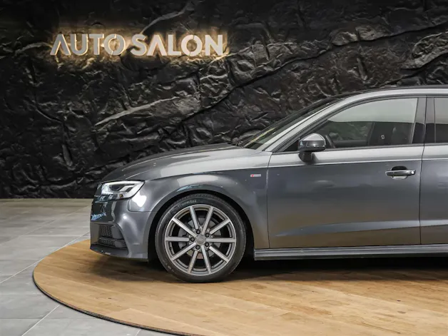 Audi A3 Sportback 1.5 S-Line TFSI S-tronic *CH Auto*Abstandsregler*Panorama*