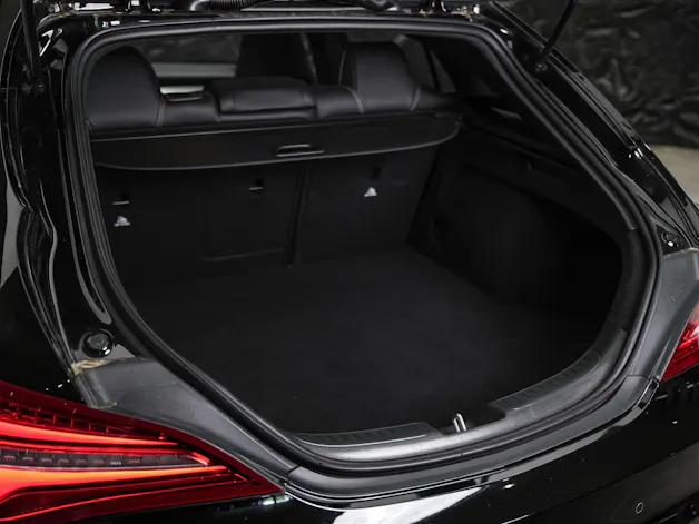 Mercedes-Benz CLA 180 Shooting Brake AMG Line 7G-DCT *Facelift*Sitzheizung*