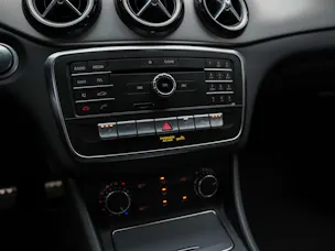 Mercedes-Benz CLA 180 Shooting Brake AMG Line 7G-DCT *Facelift*Sitzheizung*