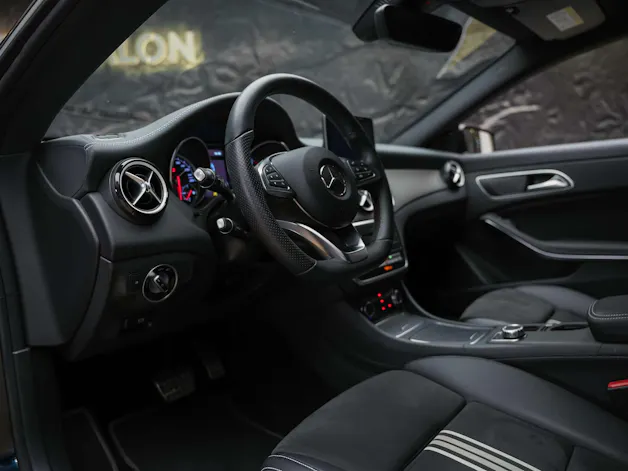 Mercedes-Benz CLA 180 Shooting Brake AMG Line 7G-DCT *Facelift*Sitzheizung*