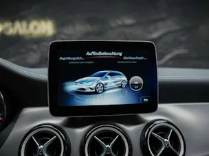 Mercedes-Benz CLA 180 Shooting Brake AMG Line 7G-DCT *Facelift*Sitzheizung*