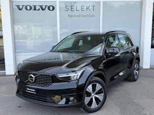 Volvo XC40 B4 Benzin Mild Hybrid AWD Plus Dark DCT