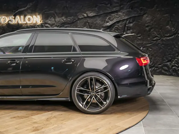 Audi RS6 Avant 4.0 TFSI V8 quattro Tiptronic *BOSE Soundsystem*Abstandsregler*Sitzheizung*Valcona Leder*