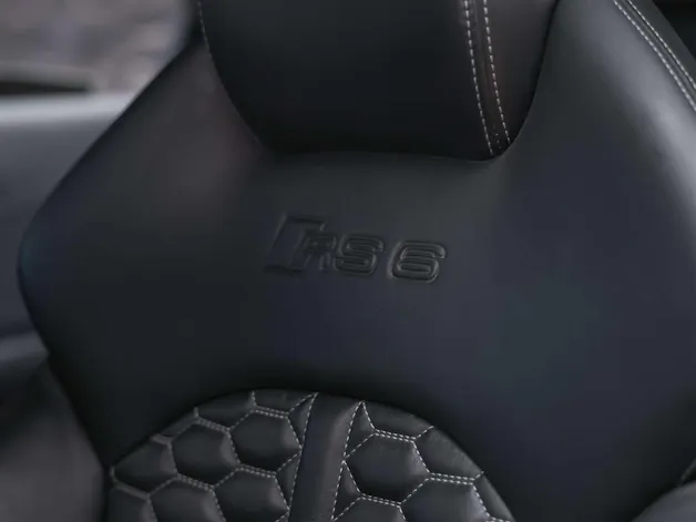Audi RS6 Avant 4.0 TFSI V8 quattro Tiptronic *BOSE Soundsystem*Abstandsregler*Sitzheizung*Valcona Leder*