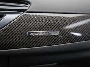 Audi RS6 Avant 4.0 TFSI V8 quattro Tiptronic *BOSE Soundsystem*Abstandsregler*Sitzheizung*Valcona Leder*