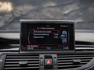 Audi RS6 Avant 4.0 TFSI V8 quattro Tiptronic *BOSE Soundsystem*Abstandsregler*Sitzheizung*Valcona Leder*