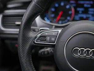 Audi RS6 Avant 4.0 TFSI V8 quattro Tiptronic *BOSE Soundsystem*Abstandsregler*Sitzheizung*Valcona Leder*