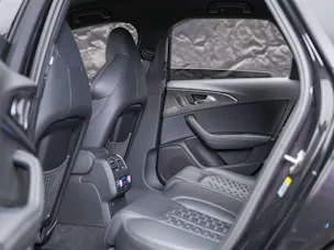 Audi RS6 Avant 4.0 TFSI V8 quattro Tiptronic *BOSE Soundsystem*Abstandsregler*Sitzheizung*Valcona Leder*
