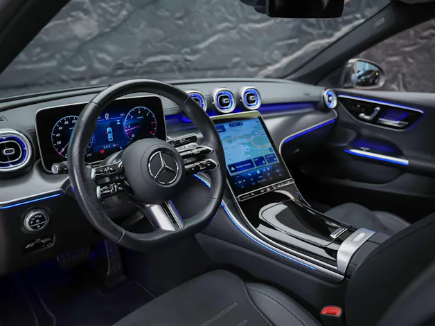 Mercedes-Benz C 300 d AMG Line *Werksgarantie*Abstandsregler*El. Sitze mit Memory*