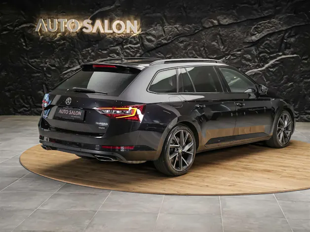 Škoda Superb Combi 2.0 TSI Sport Line DSG 4x4