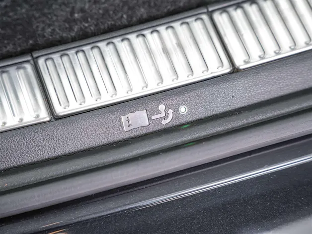Škoda Superb Combi 2.0 TSI Sport Line DSG 4x4