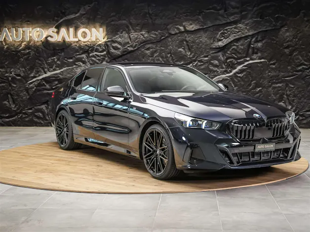 BMW 520i M Sport Steptronic *Werksgarantie*El. Sitze mit Memory*Abstandsregler*Sitzheizung*
