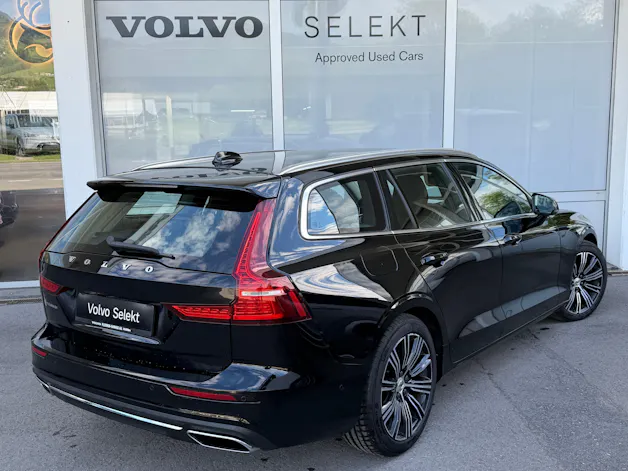 Volvo V60 T6 eAWD Momentum Geartronic