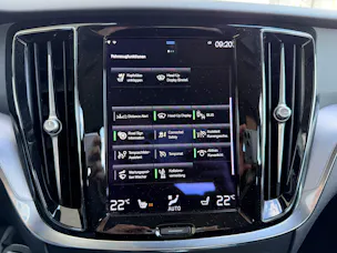 Volvo V60 T6 eAWD Momentum Geartronic