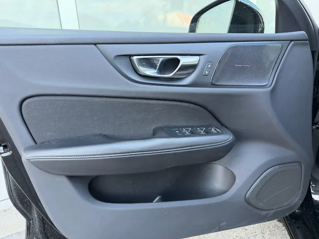 Volvo V60 T6 eAWD Momentum Geartronic