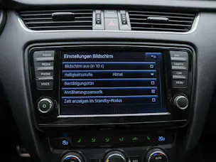 Škoda Octavia Combi 2.0 TDI RS DSG *Abstandsregler* El. Sitze mit Memory* Sitzheizung*