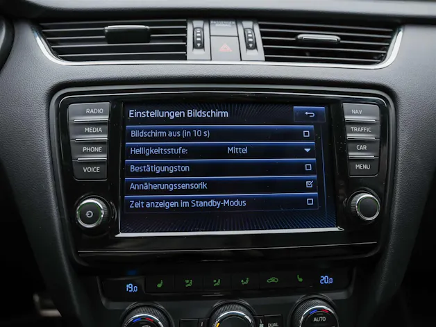 Škoda Octavia Combi 2.0 TDI RS DSG *Abstandsregler* El. Sitze mit Memory* Sitzheizung*