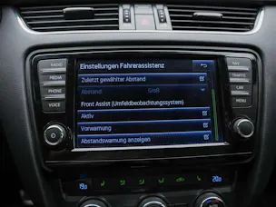 Škoda Octavia Combi 2.0 TDI RS DSG *Abstandsregler* El. Sitze mit Memory* Sitzheizung*
