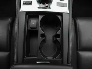 Jaguar F-Pace 3.0 D I6 R-Dynamic SE AWD Panorama*Abstandsregler*All black*