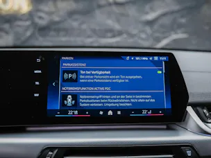 BMW X2 sDrive 20i M Sport *Werksgarantie*El. Sitze mit Memory*Lenkradheizung*
