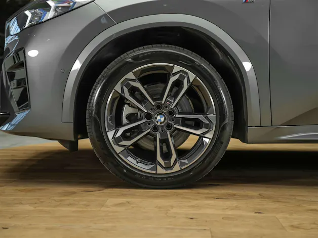 BMW X2 sDrive 20i M Sport *Werksgarantie*El. Sitze mit Memory*Lenkradheizung*