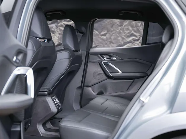 BMW X2 sDrive 20i M Sport *Werksgarantie*El. Sitze mit Memory*Lenkradheizung*