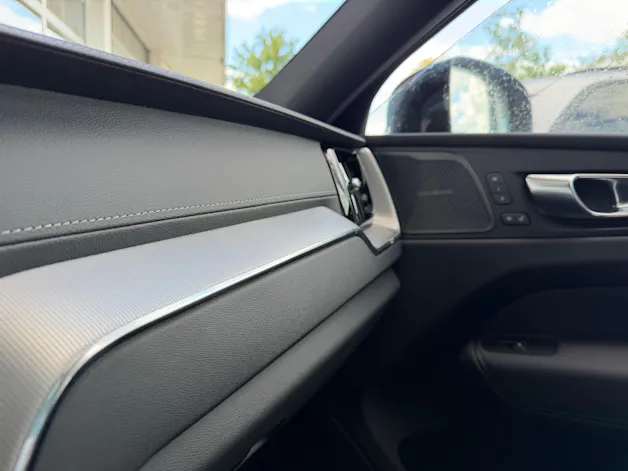 Volvo XC60 T6 eAWD Black Edition Geartronic