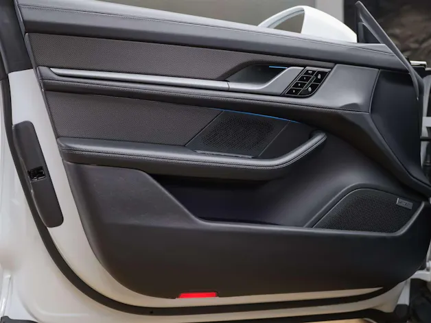 Porsche Taycan Turbo S *CH-Auto*Approved*Keramik*Bose*Chrono*
