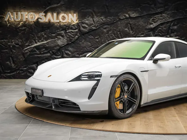 Porsche Taycan Turbo S *CH-Auto*Approved*Keramik*Bose*Chrono*