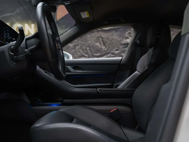 Porsche Taycan Turbo S *CH-Auto*Approved*Keramik*Bose*Chrono*
