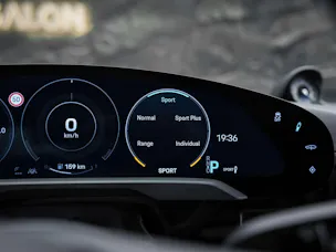 Porsche Taycan Turbo S *CH-Auto*Approved*Keramik*Bose*Chrono*