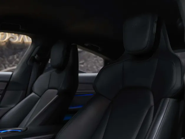 Porsche Taycan Turbo S *CH-Auto*Approved*Keramik*Bose*Chrono*