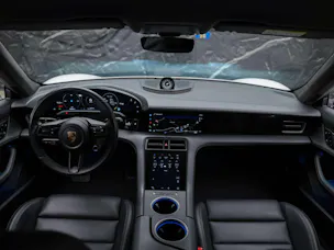 Porsche Taycan Turbo S *CH-Auto*Approved*Keramik*Bose*Chrono*