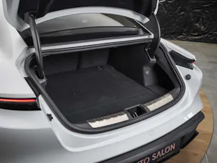 Porsche Taycan Turbo S *CH-Auto*Approved*Keramik*Bose*Chrono*