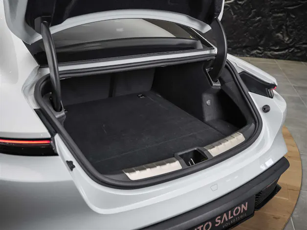 Porsche Taycan Turbo S *CH-Auto*Approved*Keramik*Bose*Chrono*