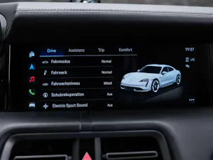 Porsche Taycan Turbo S *CH-Auto*Approved*Keramik*Bose*Chrono*