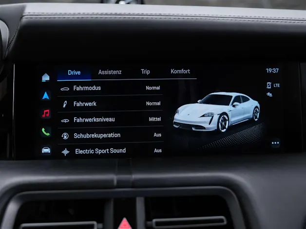Porsche Taycan Turbo S *CH-Auto*Approved*Keramik*Bose*Chrono*