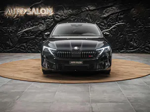 Škoda Octavia Limousine 2.0 TSI DSG RS *Facelift*All Black*RS Sportsitze*