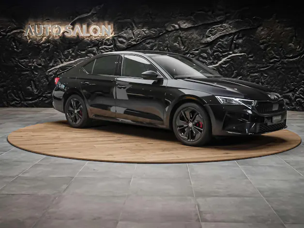 Škoda Octavia Limousine 2.0 TSI DSG RS *Facelift*All Black*RS Sportsitze*