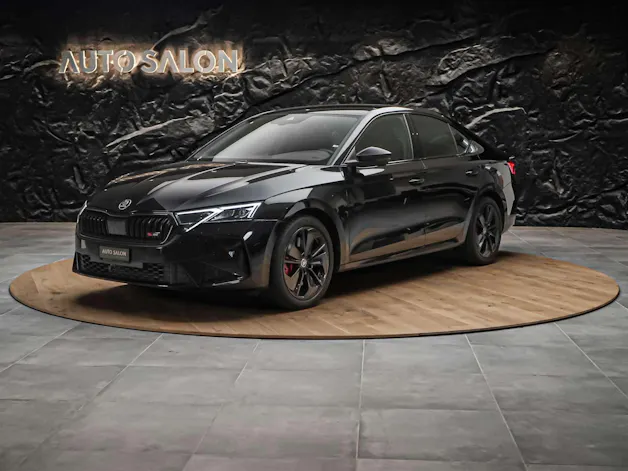 Škoda Octavia Limousine 2.0 TSI DSG RS *Facelift*All Black*RS Sportsitze*
