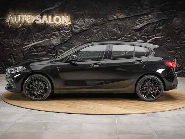 BMW 118i Sport Line Steptronic *CH Auto*19" Felgen*Harman/Kardon*