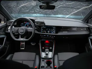 Audi S3 Limousine TFSI quattro S-tronic *Facelift*Kamera*19" Felgen*ACC*